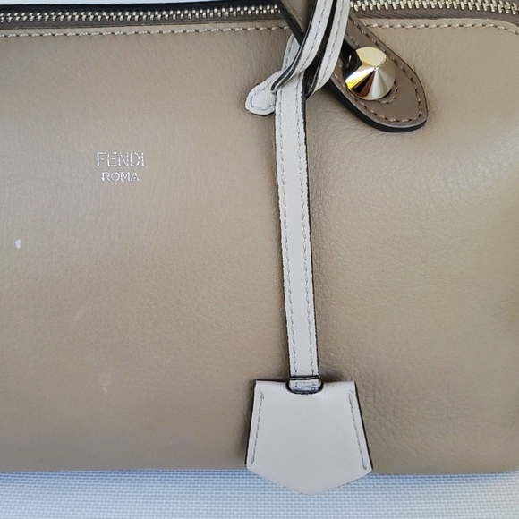 Fendi tri color By The Way Boston bag in larger size taupe grey - Picture 7 of 17